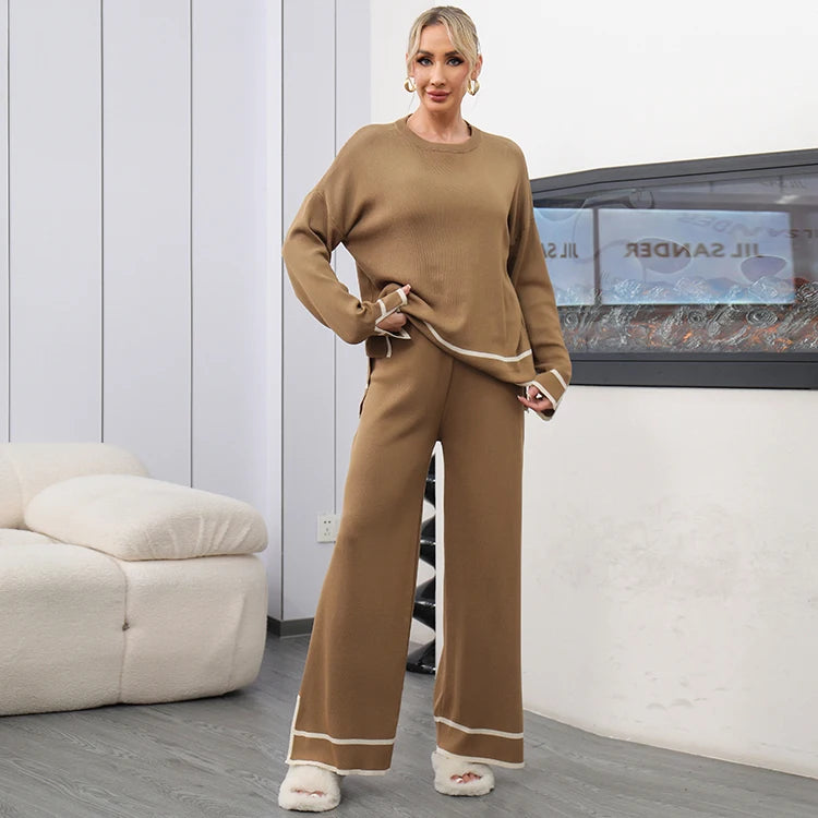 Women’s Vintage-Inspired Winter Sweater & Pants Set