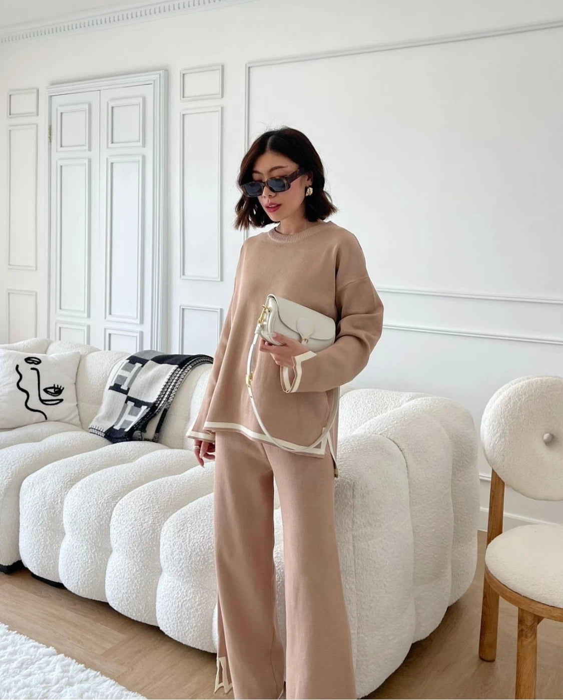 Vintage-Inspired Women’s 2-Piece Sweater Set