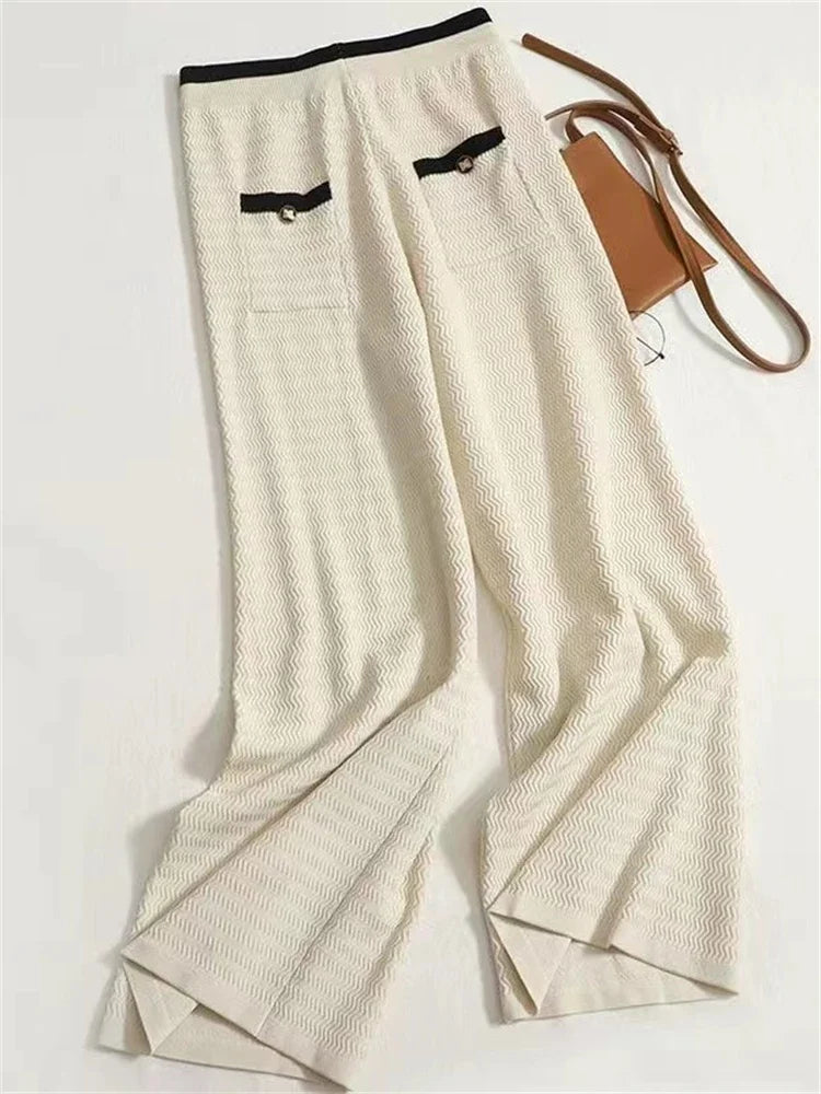 Vintage-Inspired Women’s Sweater & Pants Set