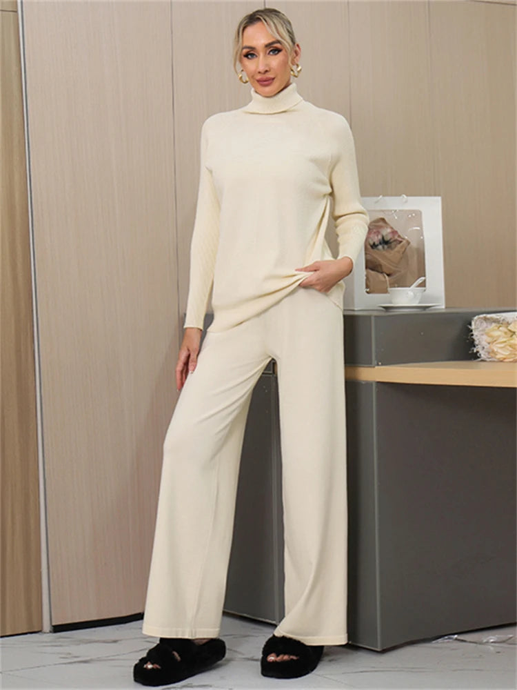 Warm & Elegant Women's Knitted 2-Piece Set