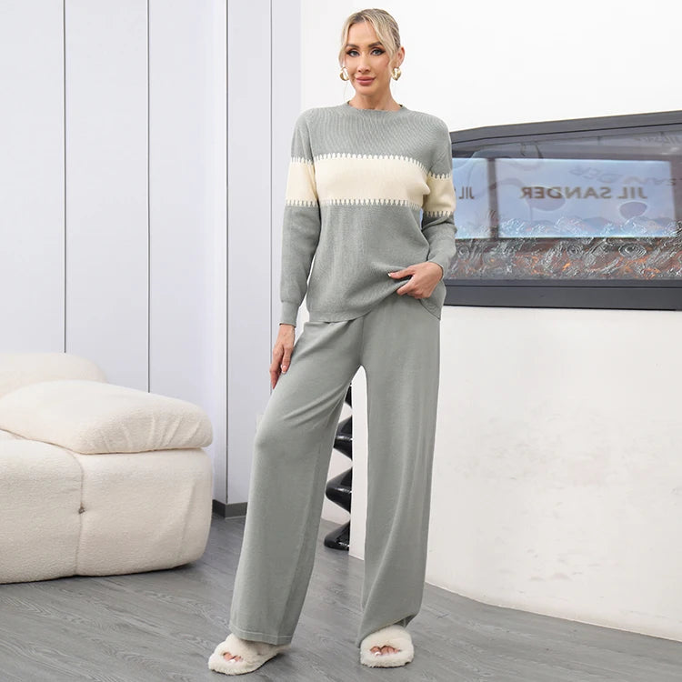 Sophisticated Women’s Winter Sweater & Pants Set